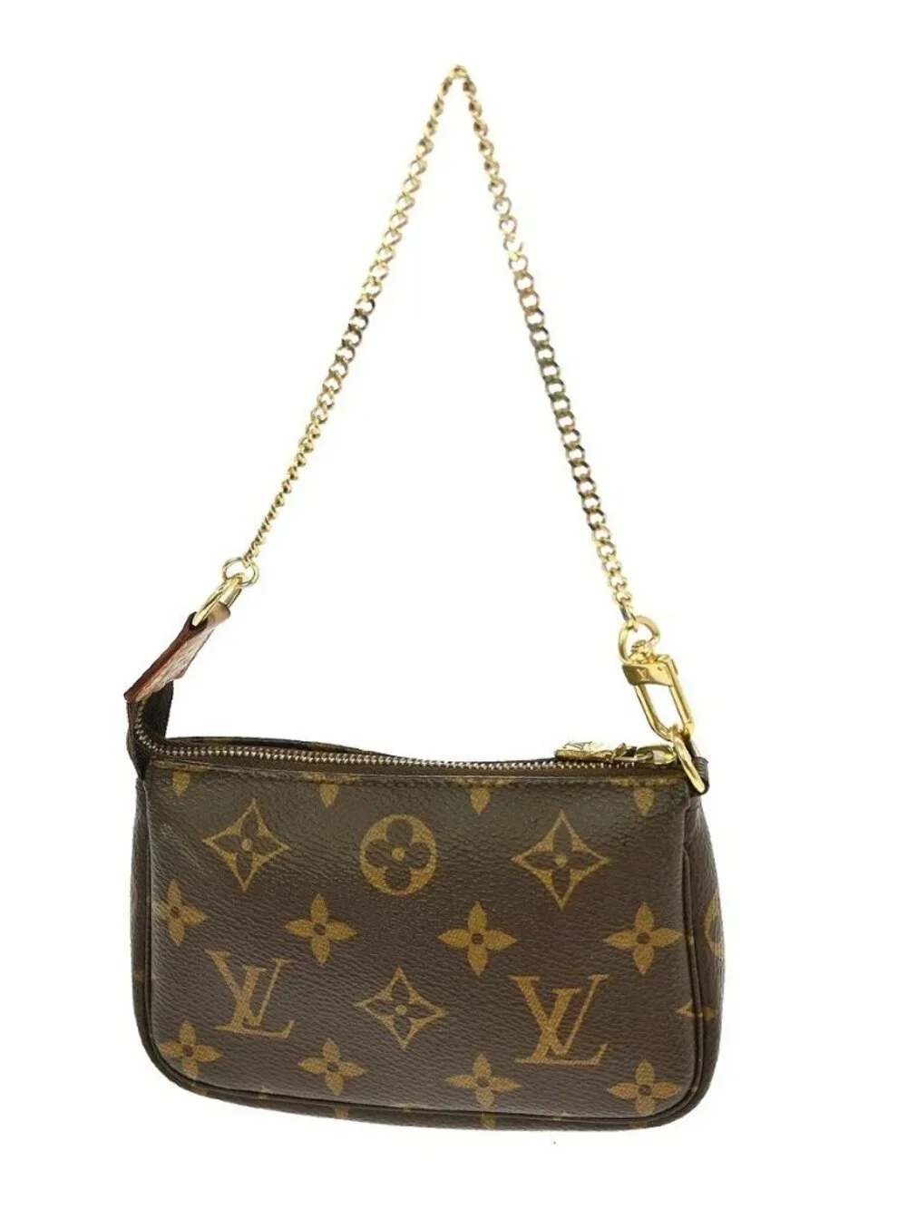 Louis Vuitton outside 	ab